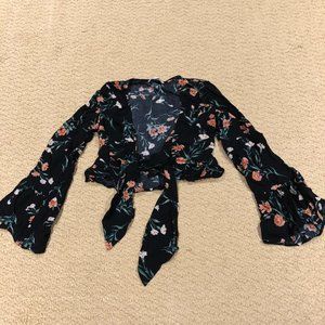 American Eagle Tie Front Blouse